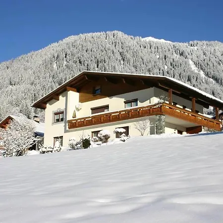 Apartment Haus Simone - Tschofen Waltraud *