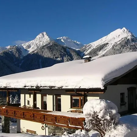 Apartment Haus Simone - Tschofen Waltraud Sankt Gallenkirch